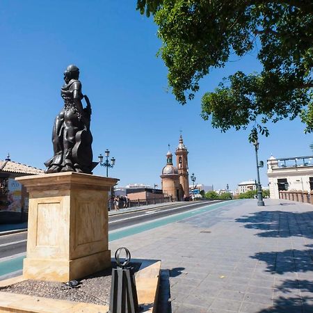 Betis Deluxe Riverside Севілья Екстер'єр фото
