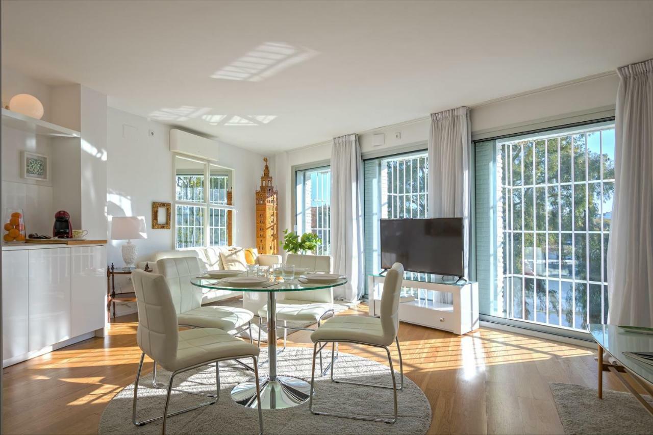 Betis Deluxe Riverside Севілья Екстер'єр фото